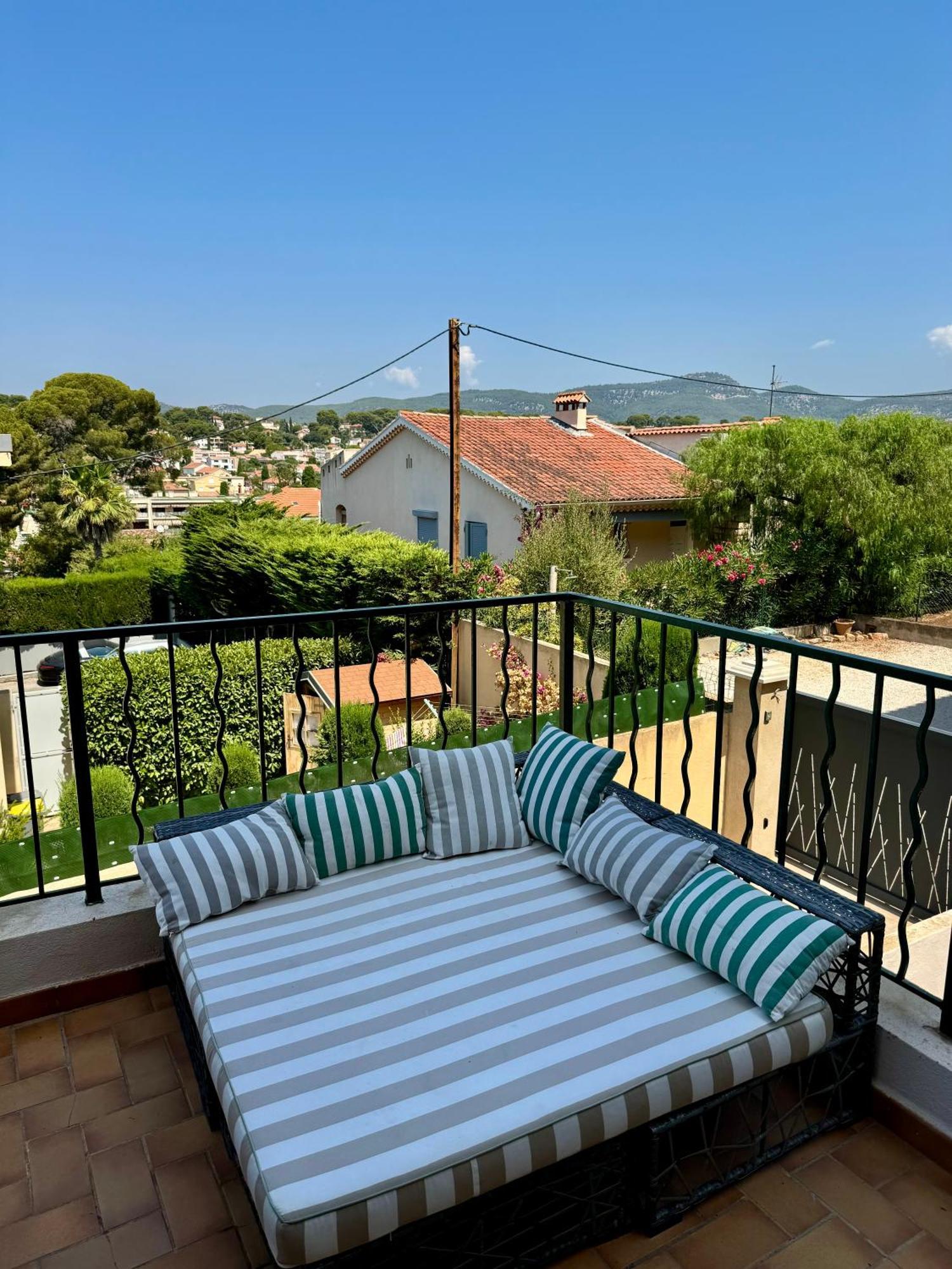 Cocon Comfortable Vue Mer, Clim Et Parking Sanary-sur-Mer Εξωτερικό φωτογραφία
